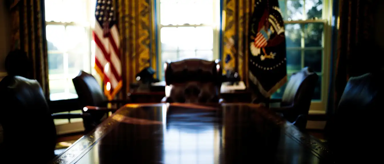 ЗАГОЛОВО (ЗАГОЛОВОК): Мирная инициатива из Белого дома: Дональд Трамп верит в успех переговоров