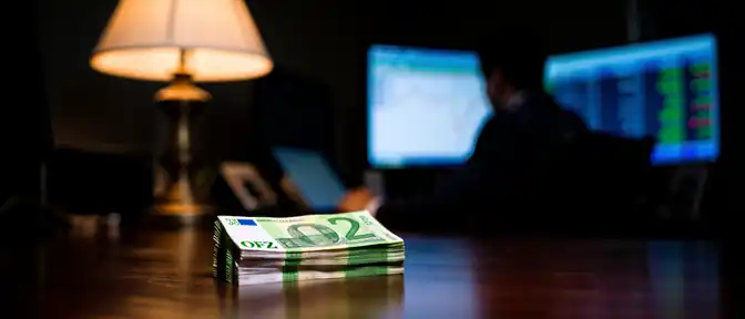 Охота за доходностью: почему инвесторы массово перекладывают деньги в длинные государственные облигации