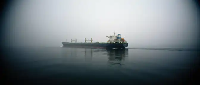 Нефтяной шторм: котировки Brent пробили психологический барьер в сто долларов на фоне эскалации на Ближнем Востоке